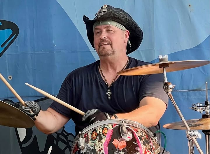 You are currently viewing Bob Davenport Obituary, Toledo, OH Death, Sonic Temple Rock Revival and Arts Community Mourns a Talented Musician